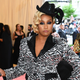 Illustration for article titled Tiffany Haddish cooked herself chicken, smuggled it into the Met Gala in her purse